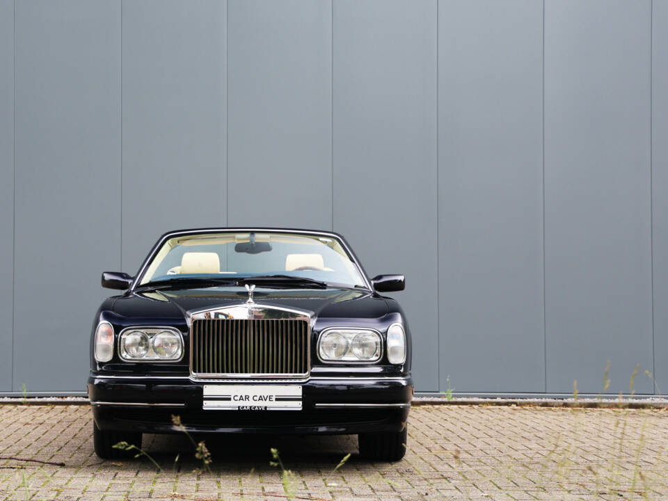 Image 17/52 of Rolls-Royce Corniche V (2000)