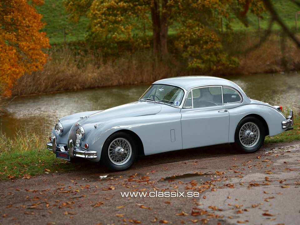 Image 13/31 of Jaguar XK 150 FHC (1958)