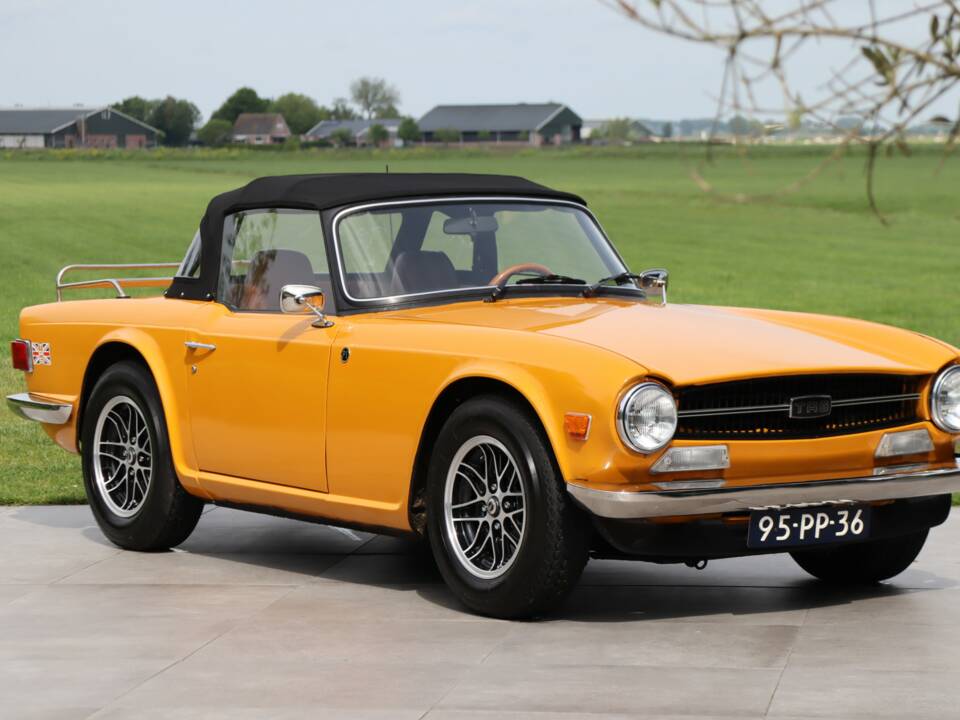 Bild 40/50 von Triumph TR 6 (1974)