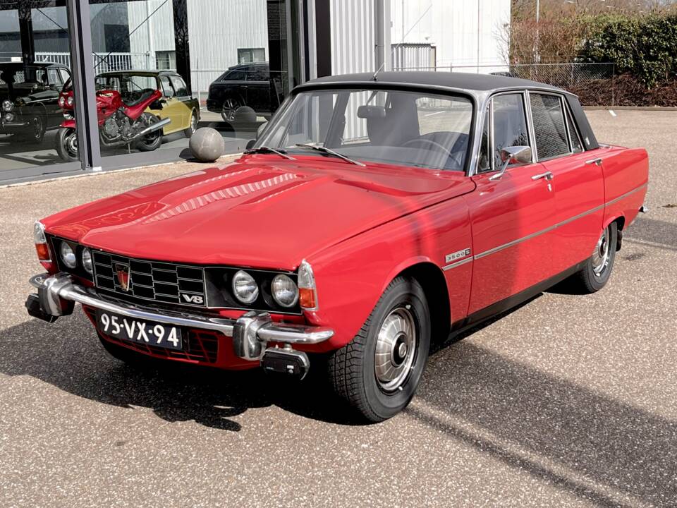 Image 12/53 de Rover 3500 S (1975)