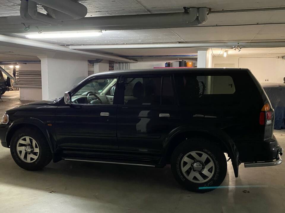 Immagine 3/19 di Mitsubishi Pajero Sport 3.0 V6 (2000)