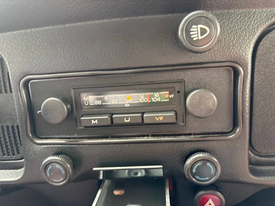 Image 9/12 of Volkswagen Beetle 1200 L (1984)