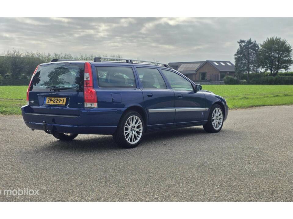 Bild 9/42 von Volvo V 70 2.5T (2005)