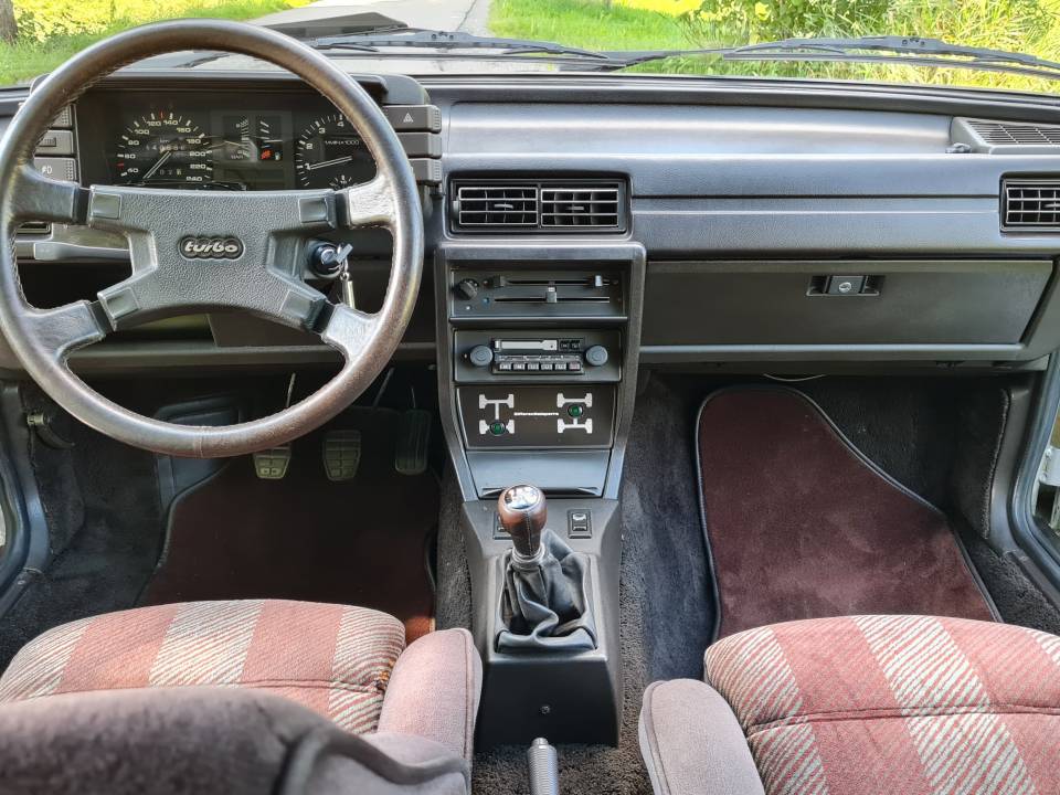 Image 14/50 of Audi quattro (1980)