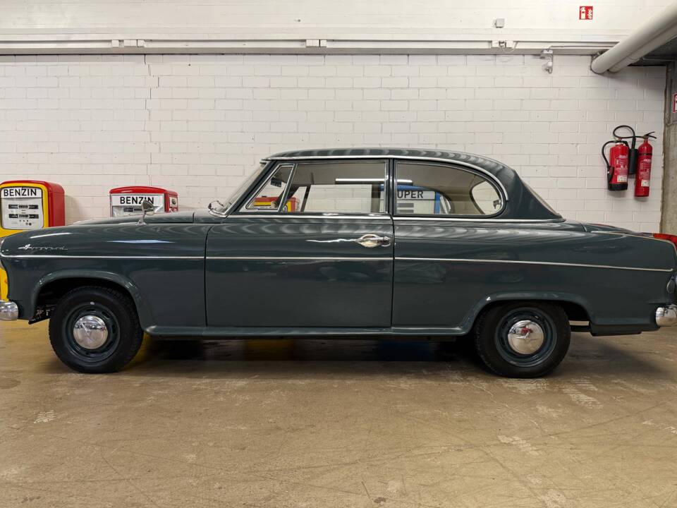 Image 1/17 of Borgward Isabella Coupe (1960)