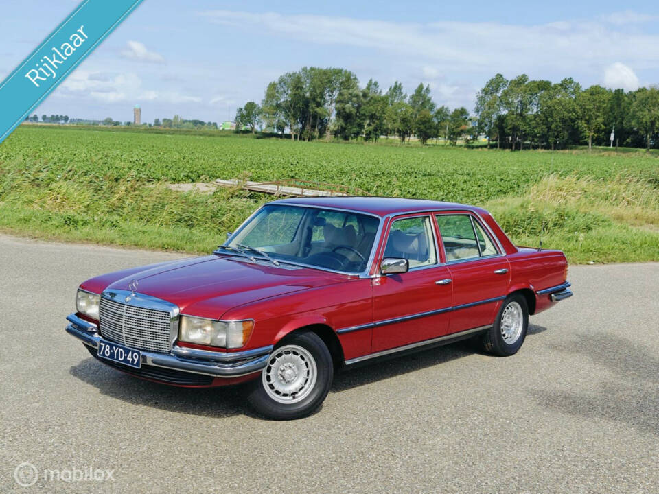 Image 2/50 of Mercedes-Benz 350 SE (1973)