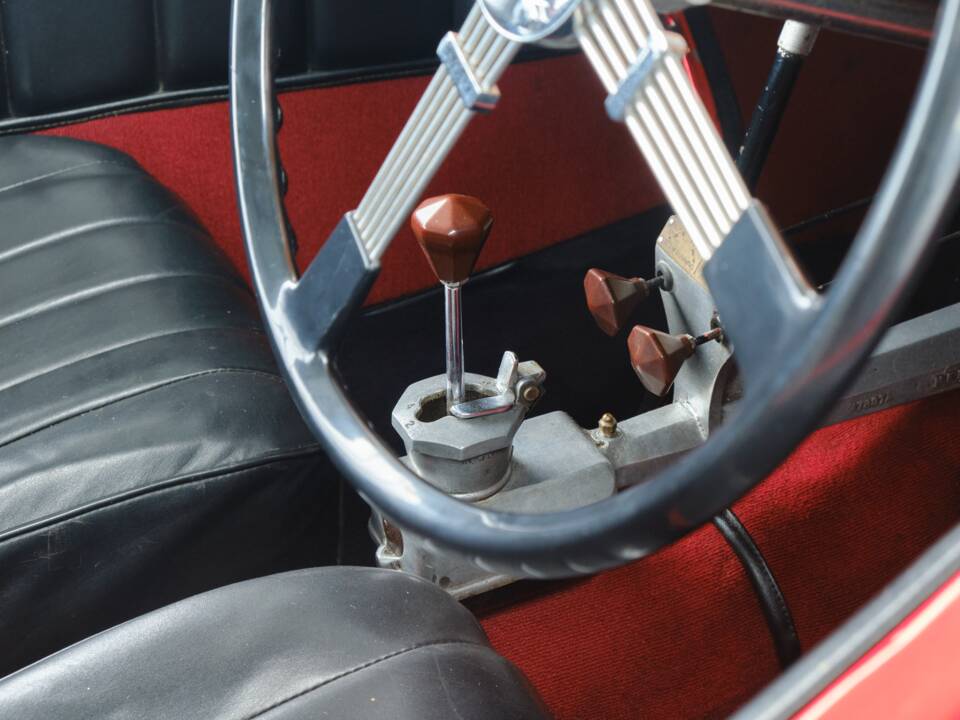 Bild 44/50 von MG NA Magnette (1934)