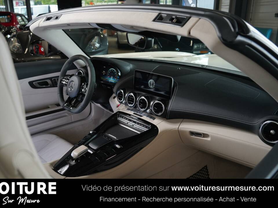 Image 11/44 of Mercedes-AMG GT-R (2021)