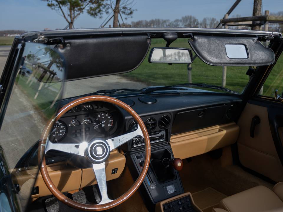Image 20/20 of Alfa Romeo 2.0 Spider (1991)