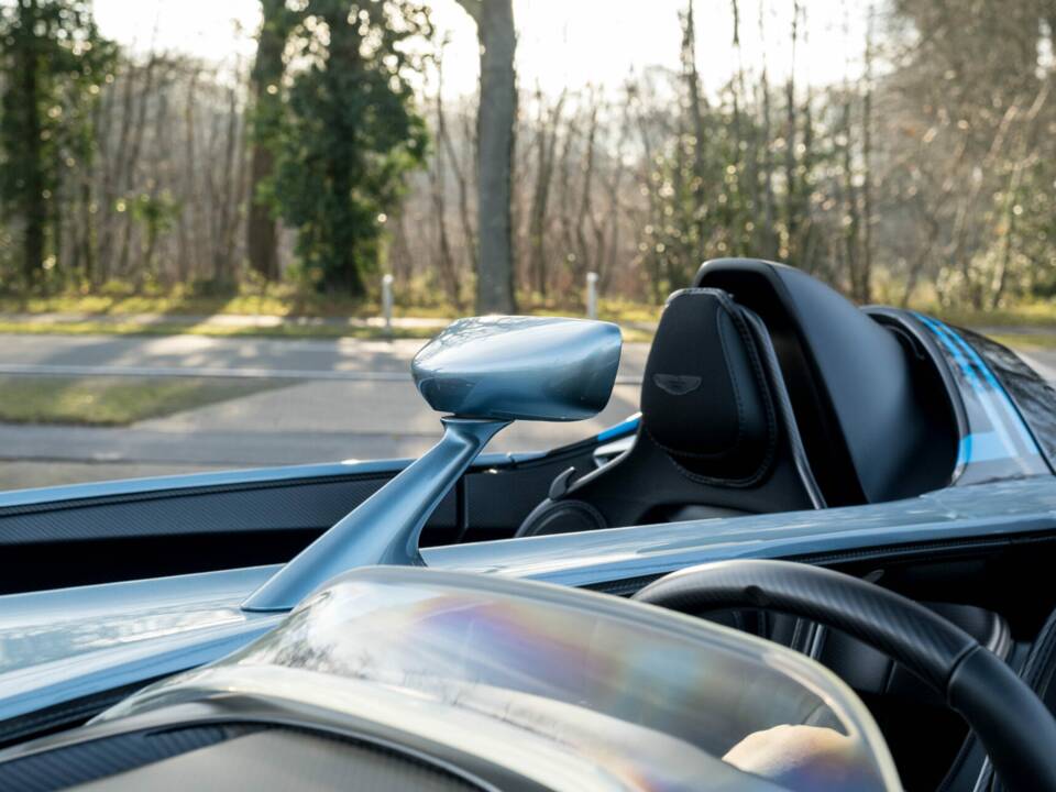 Bild 24/35 von Aston Martin V12 Speedster (2021)
