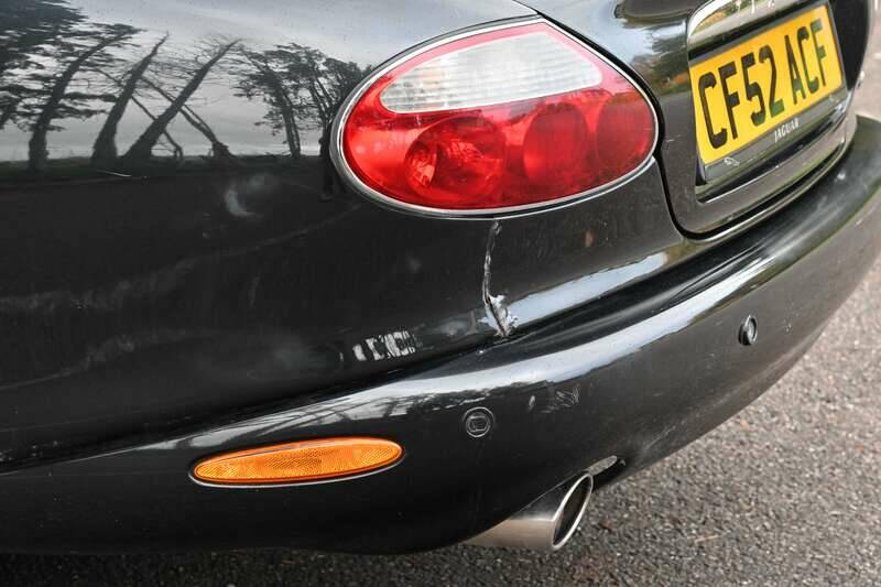 Afbeelding 29/50 van Jaguar XK8 4.0 (2002)