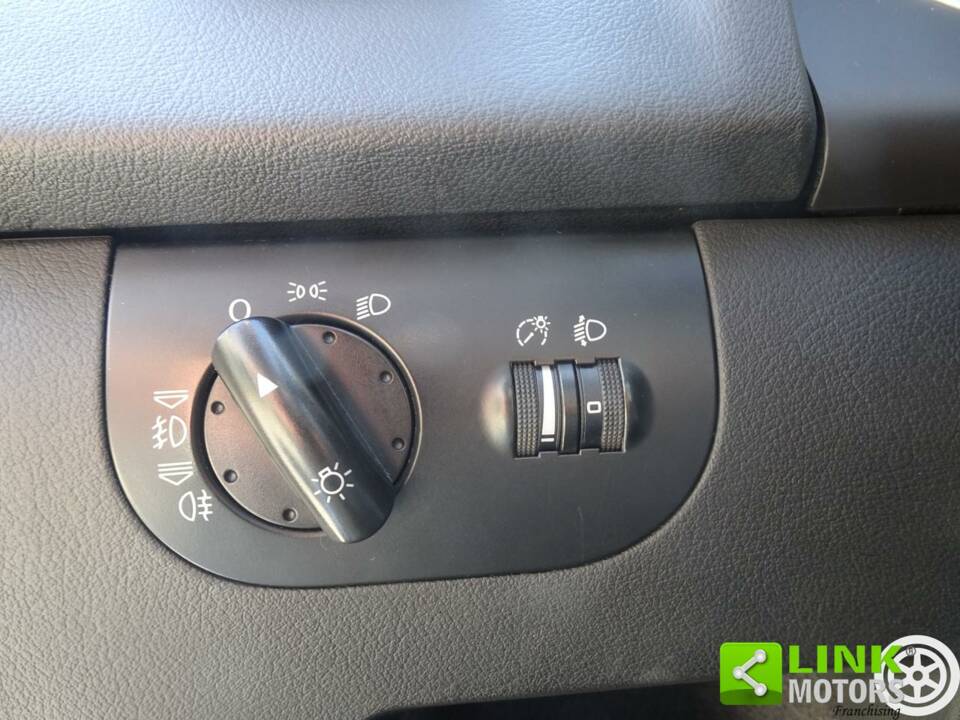 Bild 12/40 von Audi TT 1.8 T (2000)