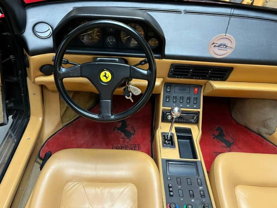 Bild 9/50 von Ferrari Mondial T (1990)