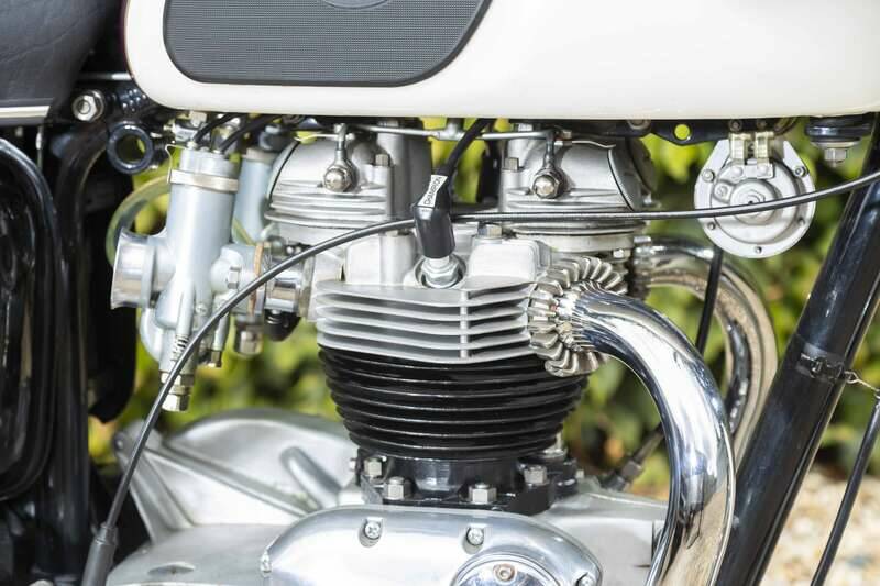 Image 10/45 of Triumph Bonneville T120TT (1967)