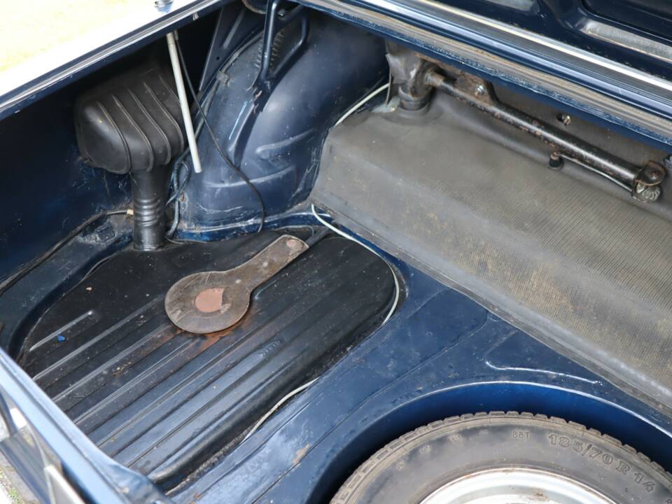 Image 44/50 of Alfa Romeo Giulia Nuova Super 1600 (1978)