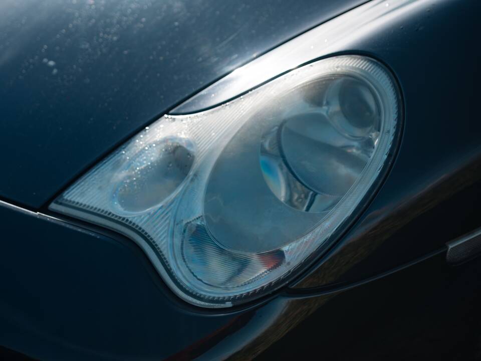 Imagen 49/50 de Porsche 911 Carrera 4 (2001)