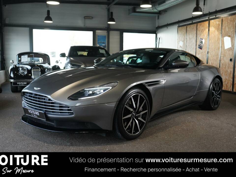 Immagine 1/29 di Aston Martin DB 11 V12 (2018)