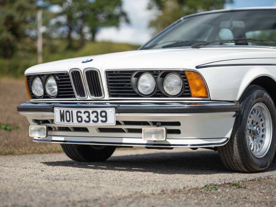 Bild 10/44 von BMW 628 CSi (1900)