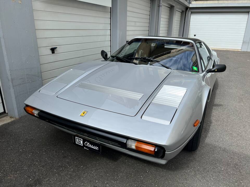Bild 4/12 von Ferrari 308 GTSi Quattrovalvole (1984)