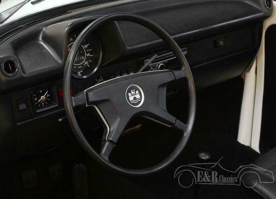 Bild 16/19 von Volkswagen Coccinelle 1303 (1979)