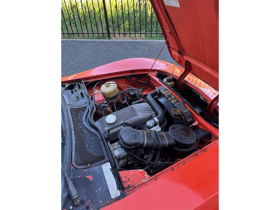 Image 46/50 of Opel GT 1900 (1971)