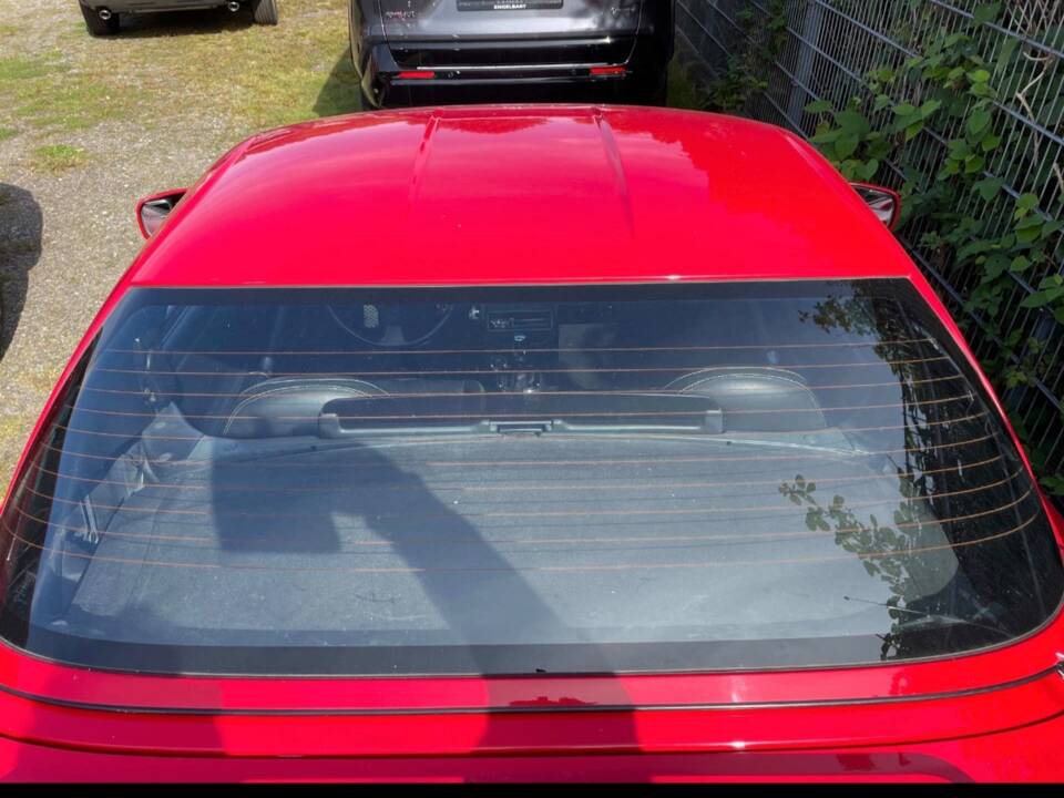 Image 44/57 of Toyota MR2 (2003)