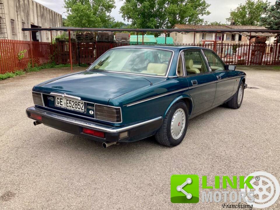 Bild 5/9 von Daimler XJ 6 4.0 (1993)