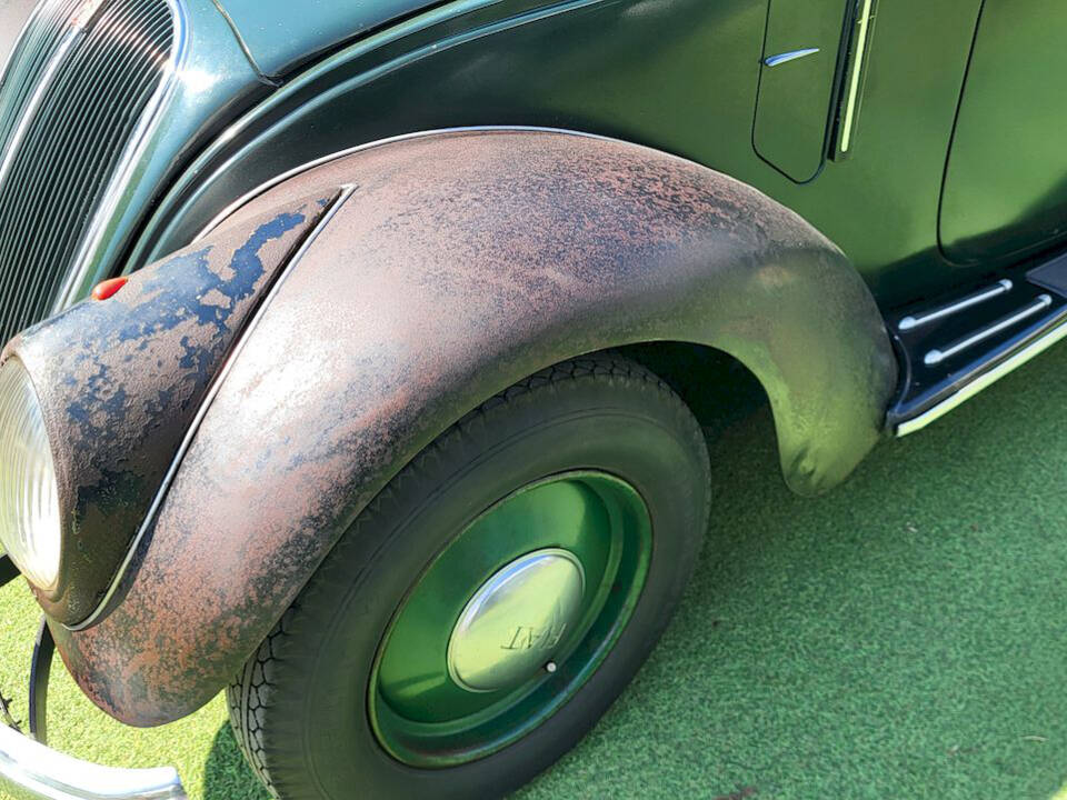 Image 19/75 of FIAT 1500 (1937)