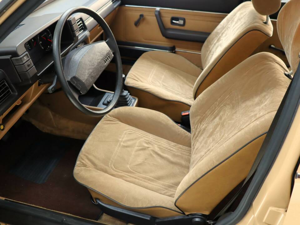 Imagen 26/50 de Audi 80 GL (1979)