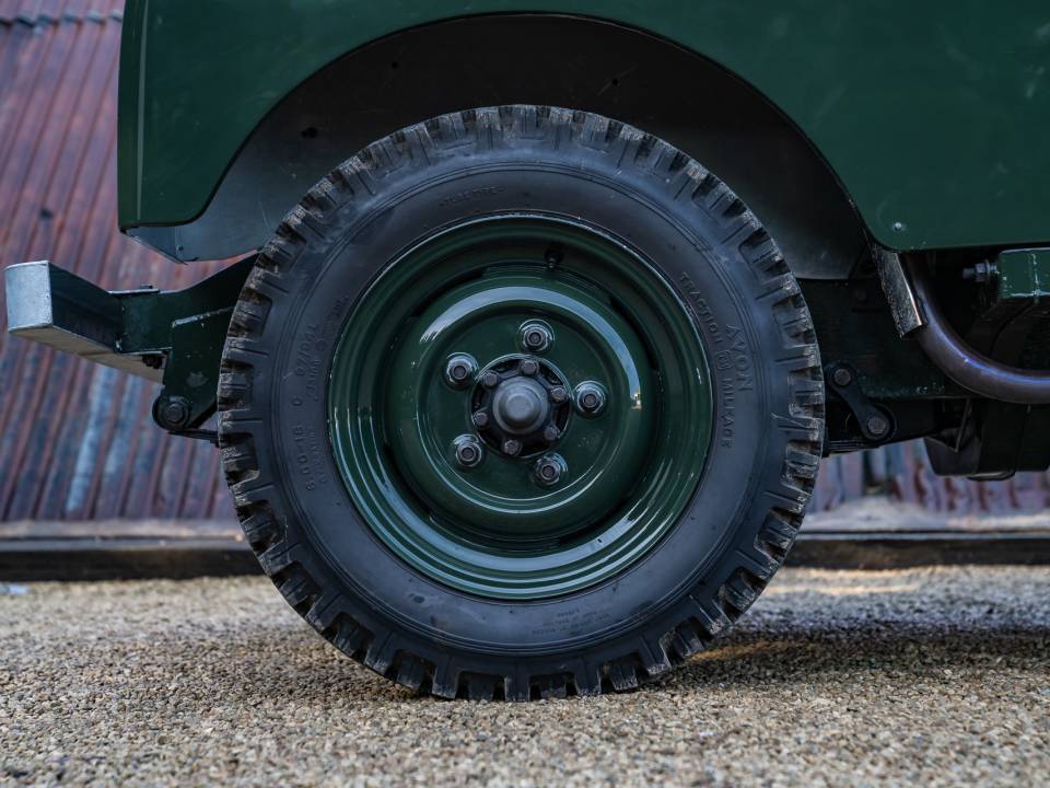 Image 39/42 of Land Rover 80 (1951)