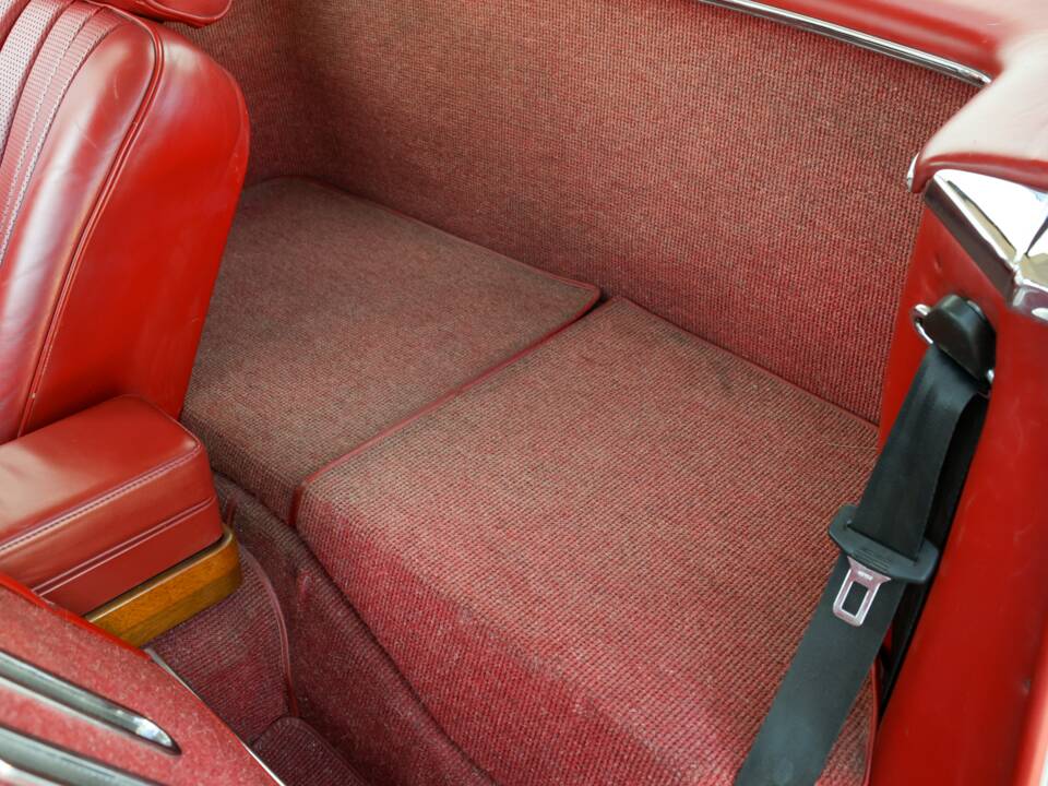 Bild 40/70 von Mercedes-Benz 280 SL (1967)