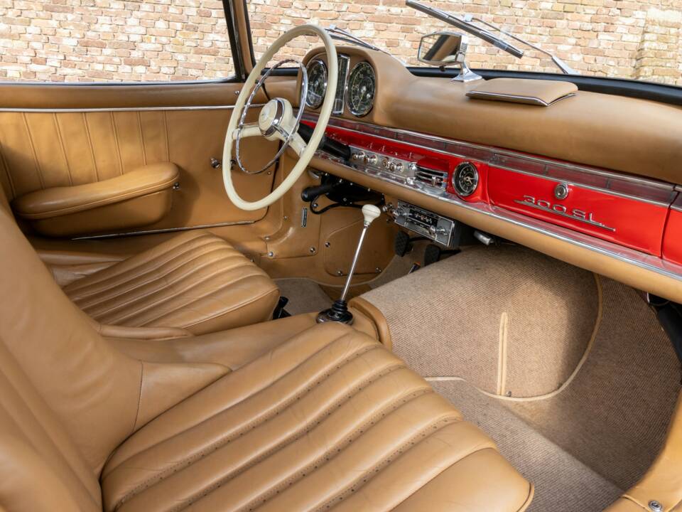 Image 43/50 of Mercedes-Benz 300 SL Roadster (1957)