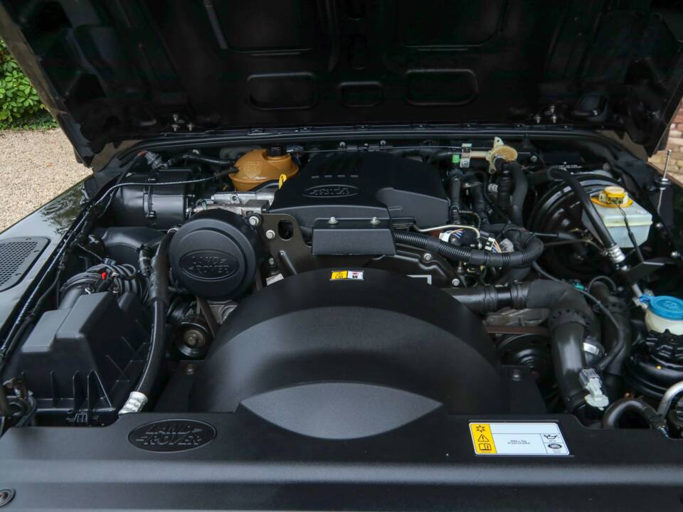 Bild 49/50 von Land Rover Defender 90 (2013)