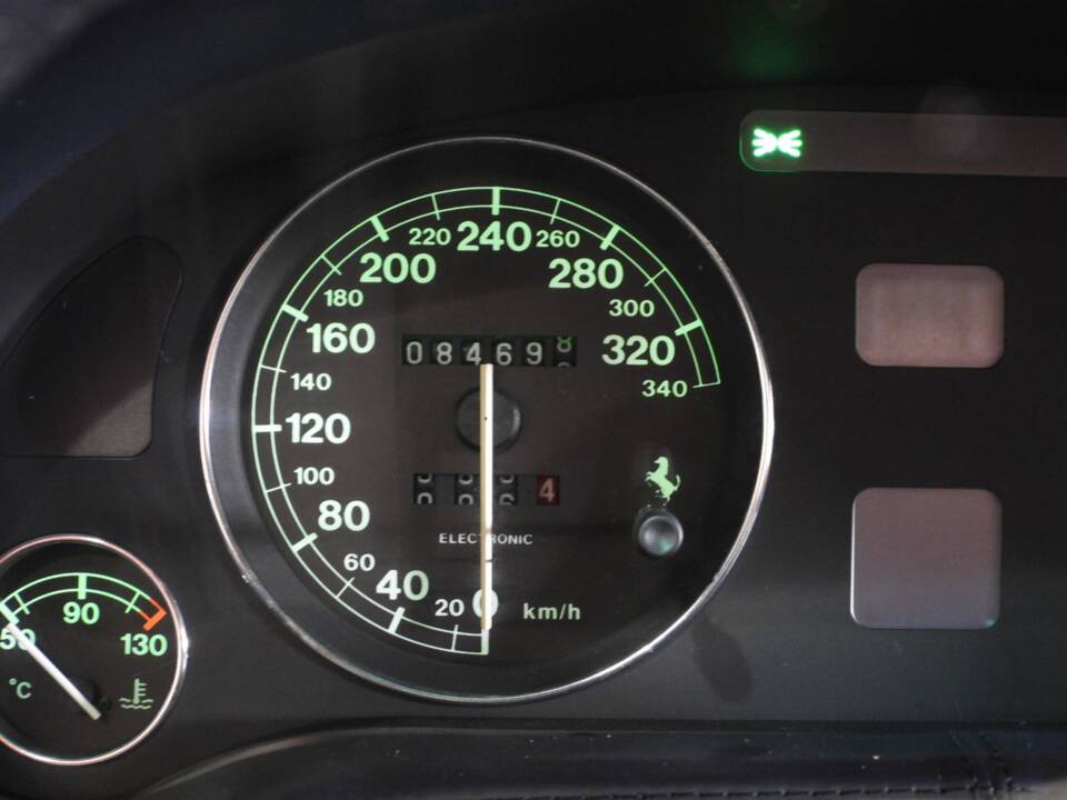 Imagen 7/15 de Ferrari 550 Maranello (1998)