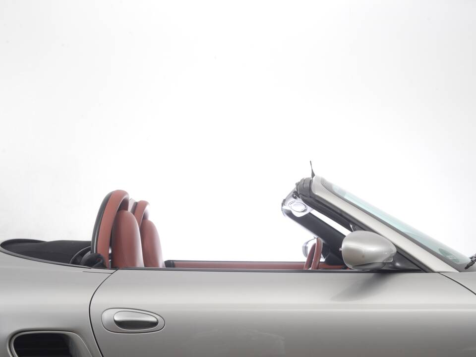 Image 8/30 of Porsche Boxster (1999)