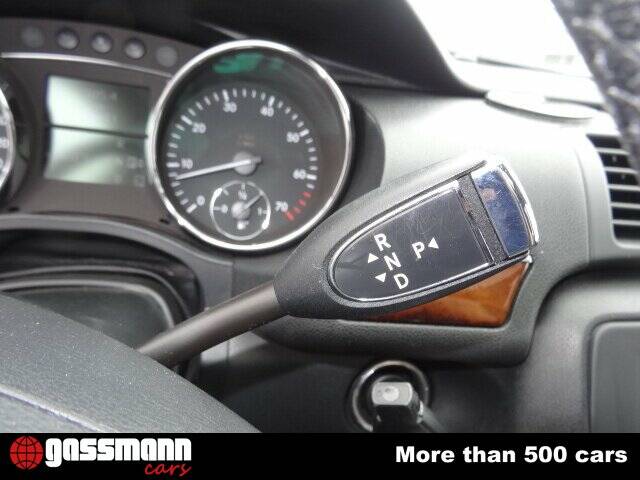 Bild 12/15 von Mercedes-Benz R 500 4MATIC (2006)