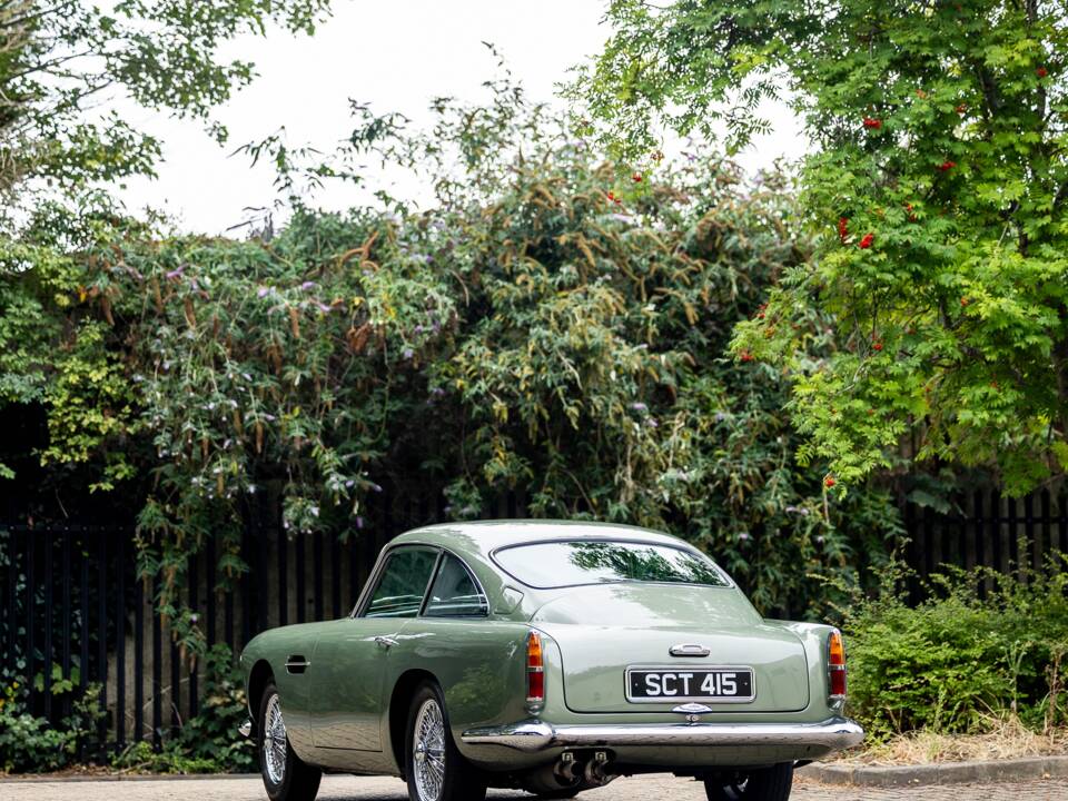 Image 23/50 de Aston Martin DB 4 (1960)