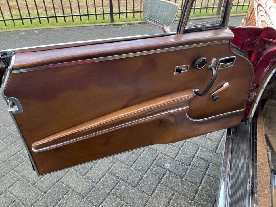 Bild 28/36 von Mercedes-Benz 280 SE (1969)