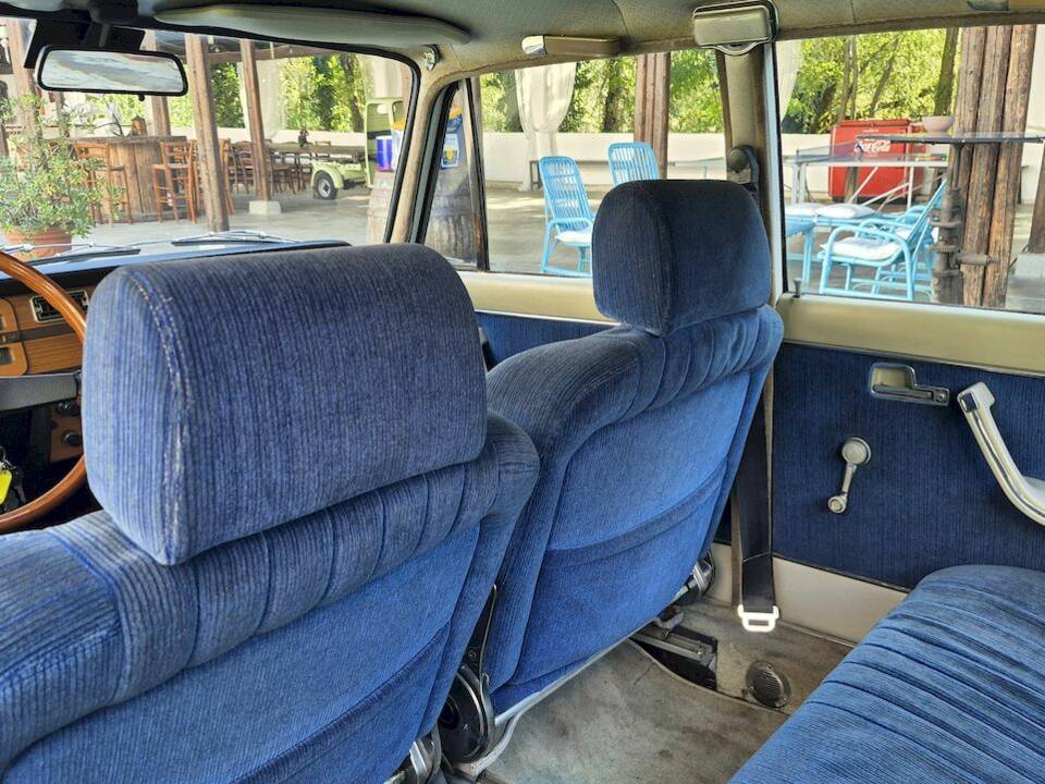 Bild 33/59 von Lancia 2000 Iniezione (1972)