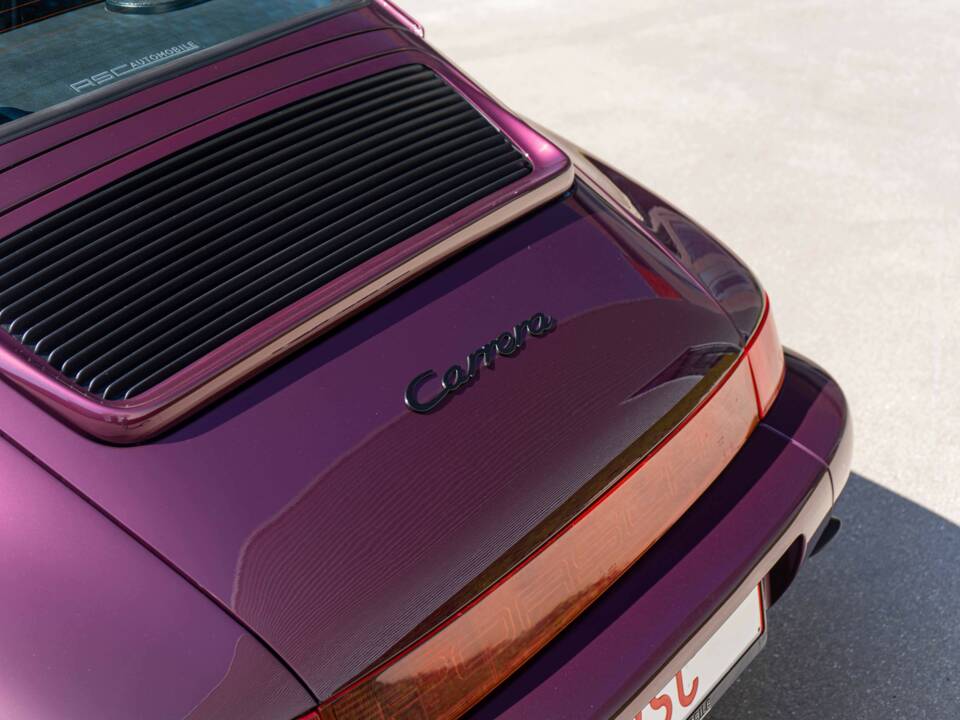 Image 14/46 of Porsche 911 Carrera 4 (1992)