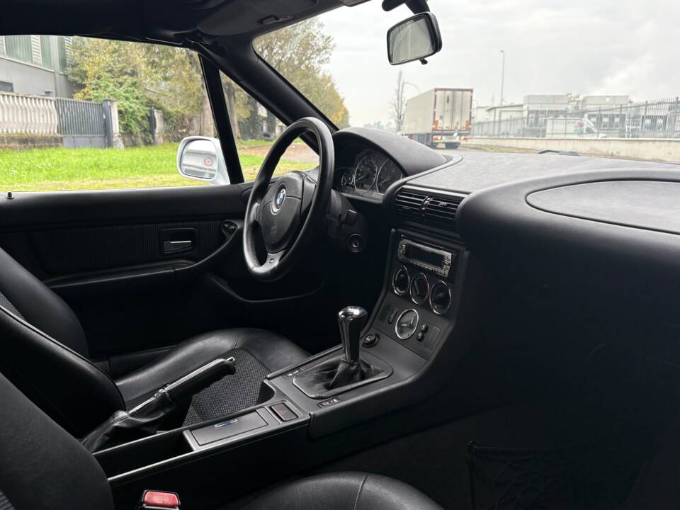 Image 8/11 of BMW Z3 1.9i (2000)