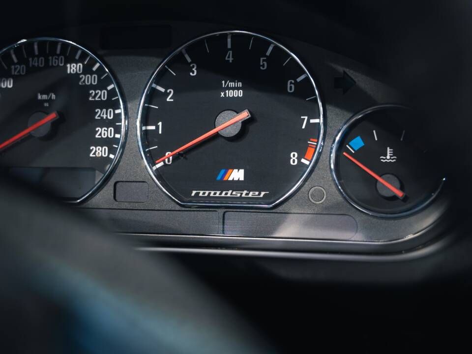 Image 34/35 of BMW Z3 M 3.2 (1998)