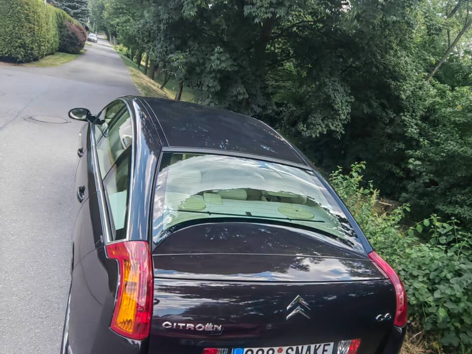 Image 3/4 of Citroën C6 3.0 V6 (2006)