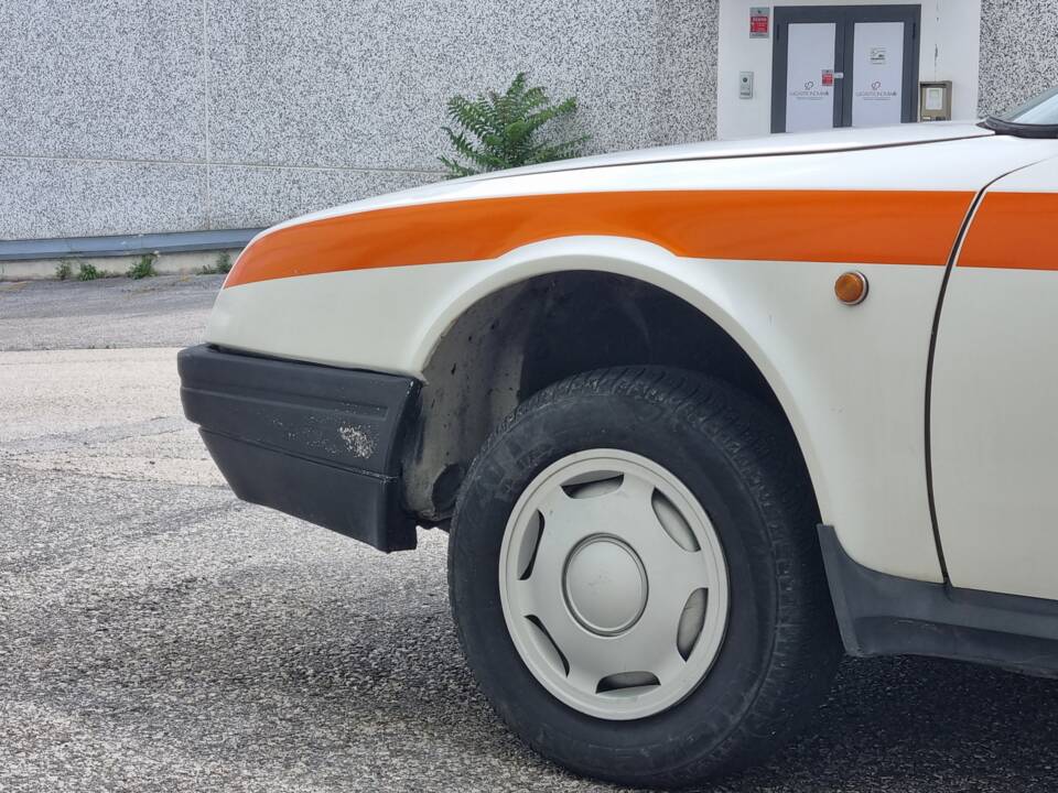 Bild 80/95 von Citroën CX 25 Turbo Diesel Break Heuliez (1987)