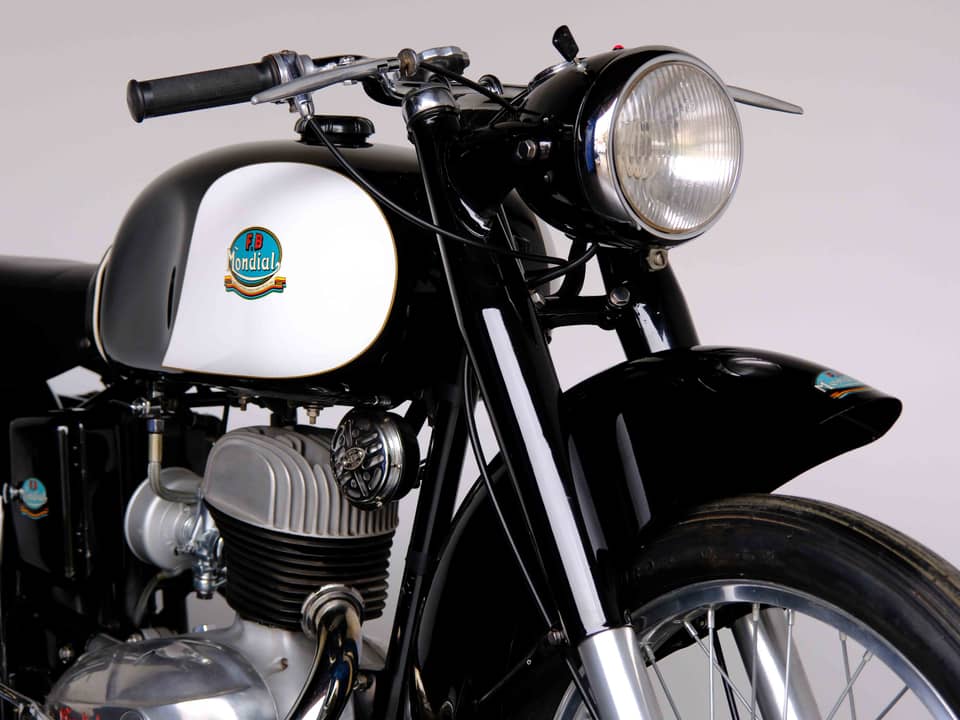 Image 15/68 of Mondial 160 Sport Lusso (1954)