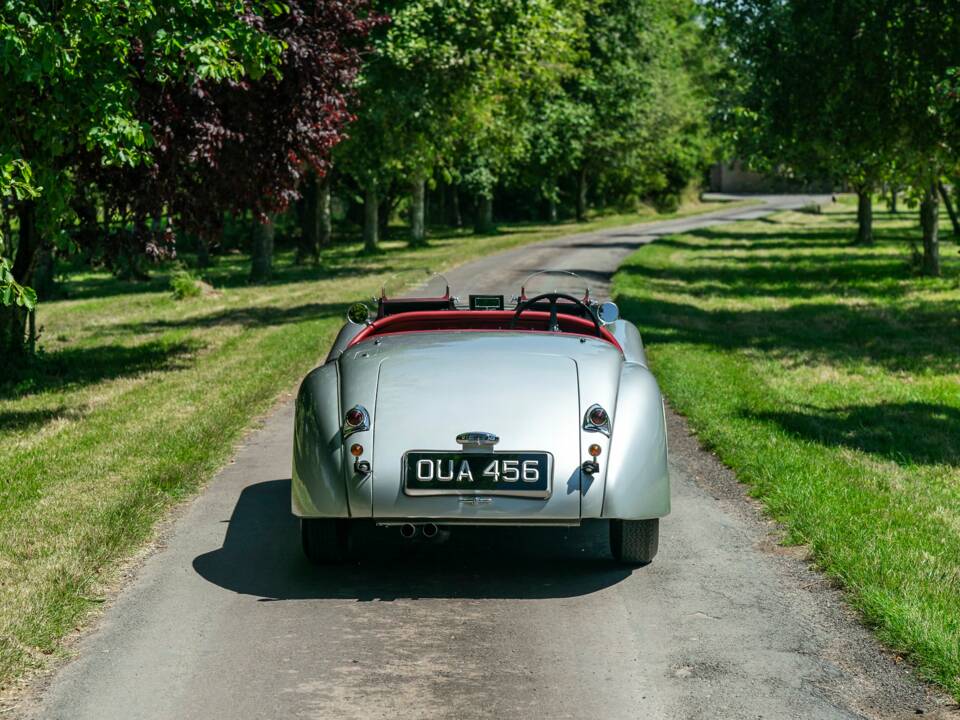 Image 5/50 of Jaguar XK 120 OTS (1951)