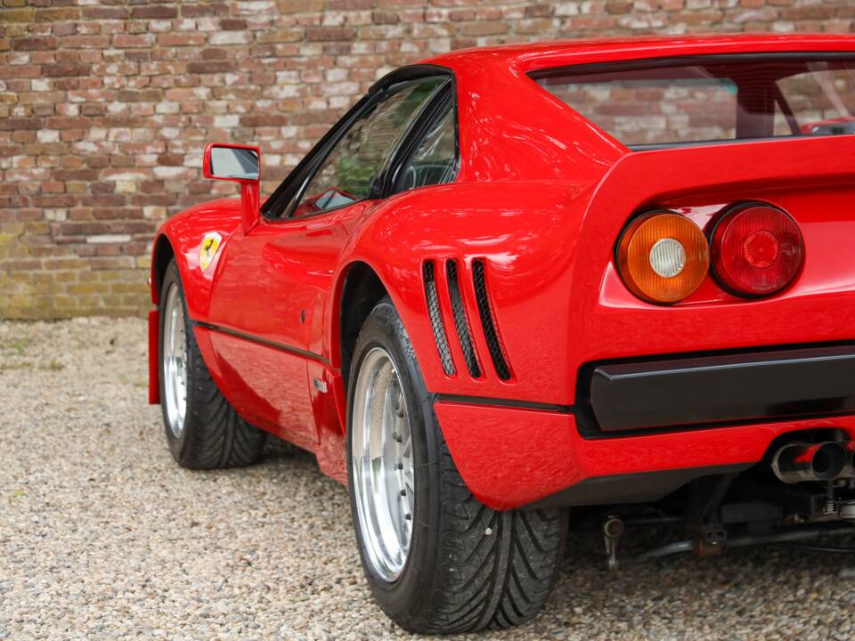 Bild 38/50 von Ferrari 328 GTB (1986)