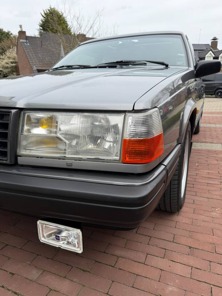 Obraz 26/53 pojazdu Volvo 740 (1990)