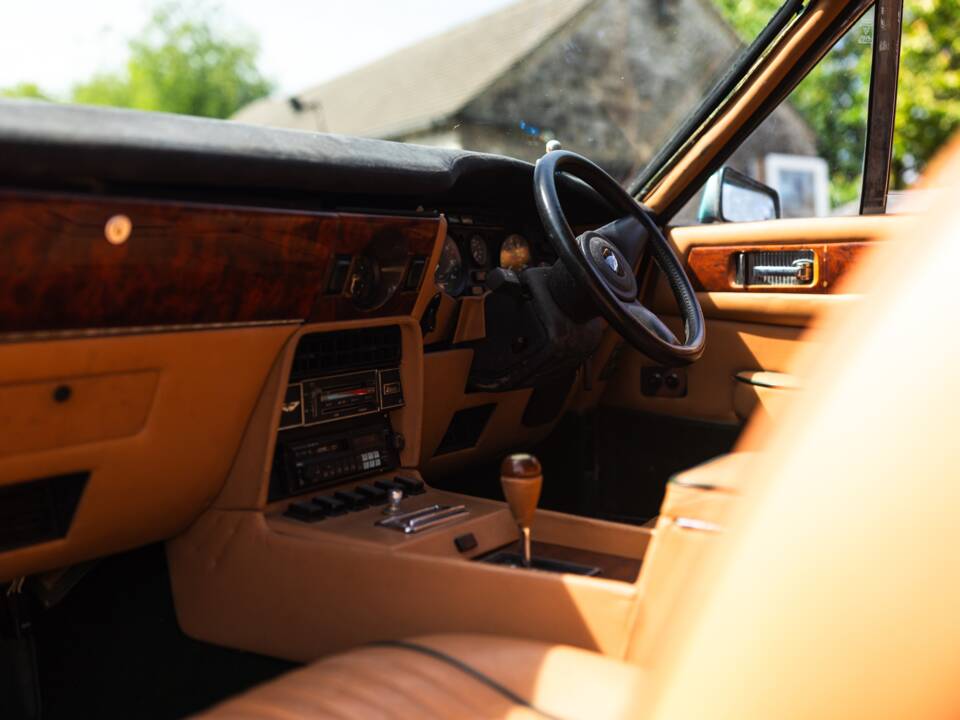 Bild 28/37 von Aston Martin V8 Volante (1979)