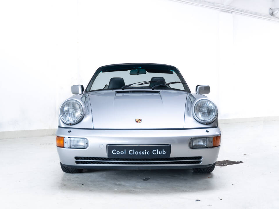 Image 2/45 of Porsche 911 Carrera 2 (1990)